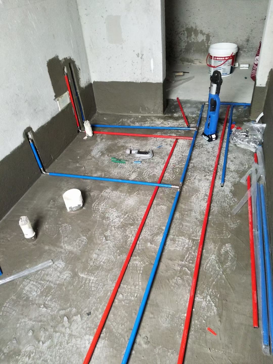 永穗牌覆塑家装rg雷竞技安装现场.jpg